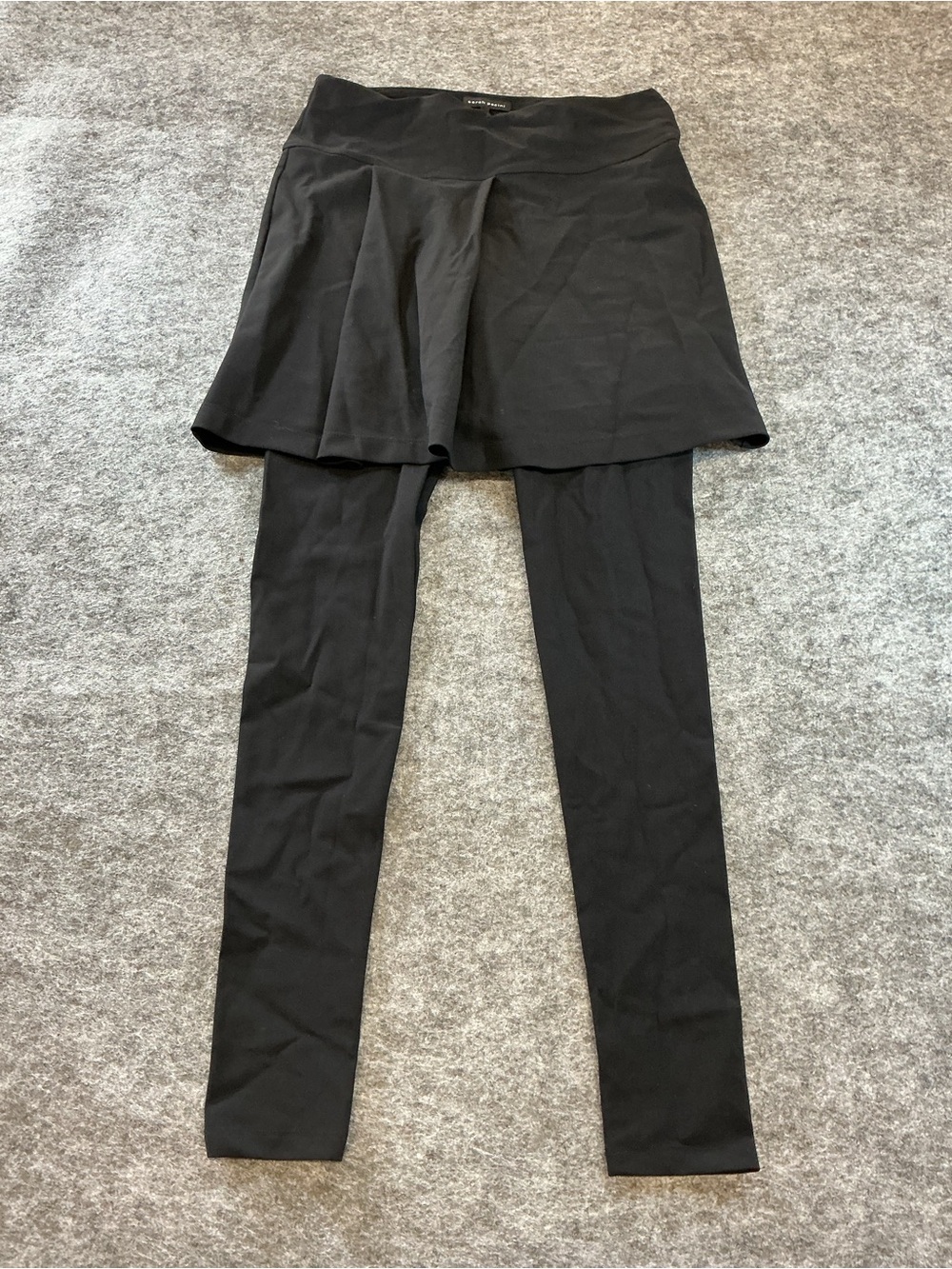 Sarah Pacini Black Athletic Skirt with Attached Leggings Size 1